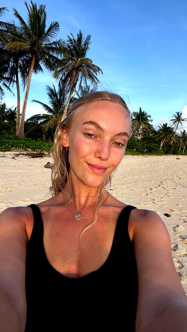 veronika_grish instagram image archive image