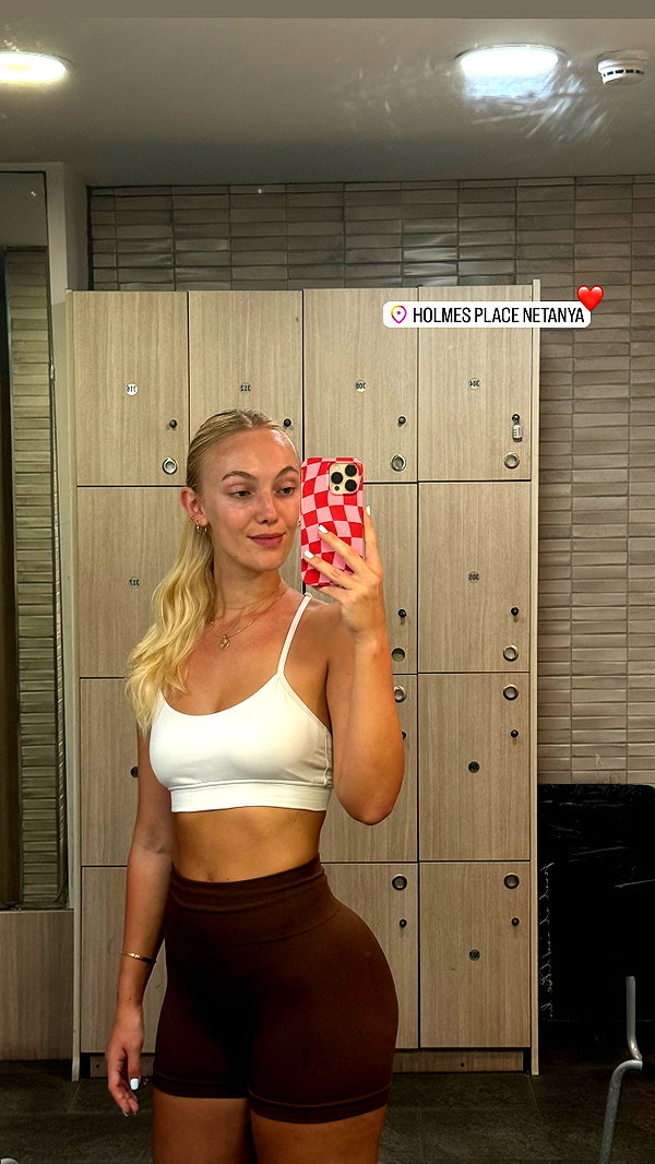 veronika_grish instagram image archive image