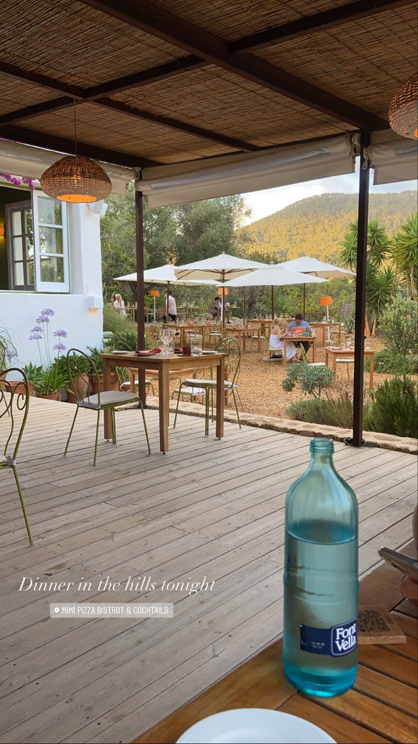 victoriaturnerr instagram image archive image