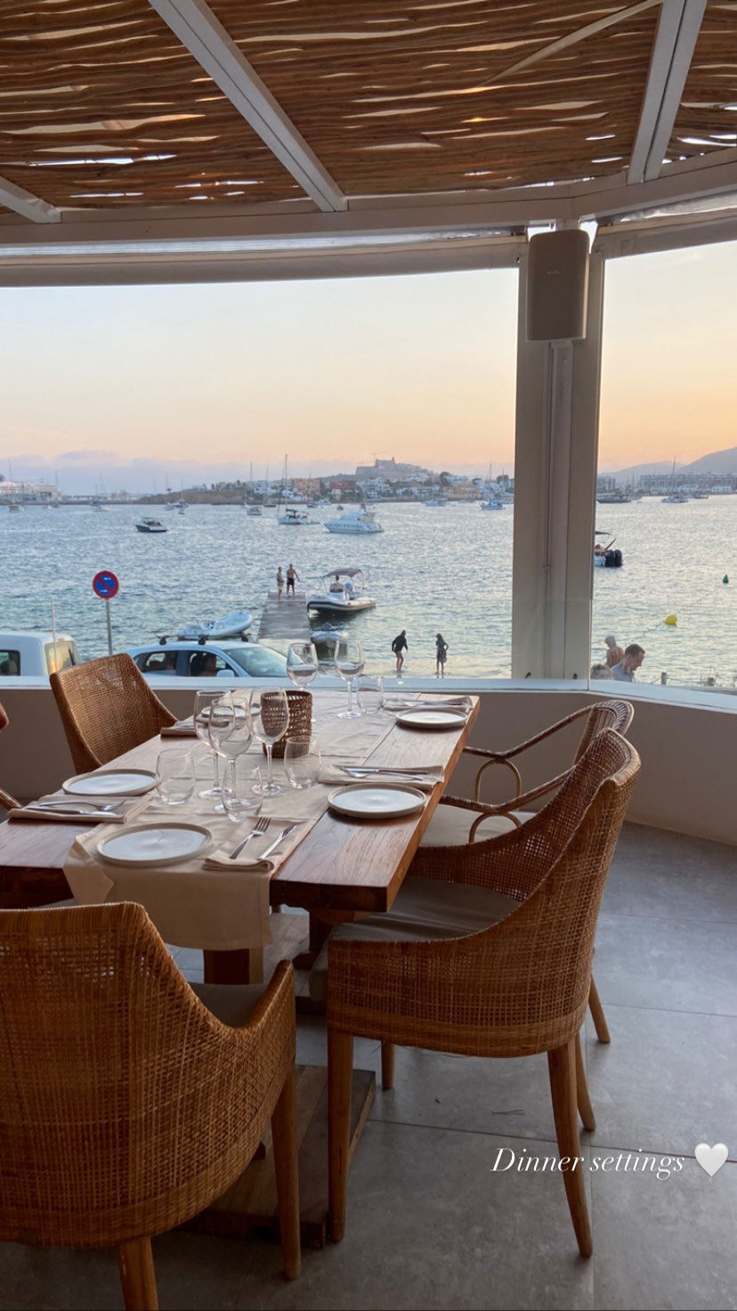 victoriaturnerr instagram image archive image