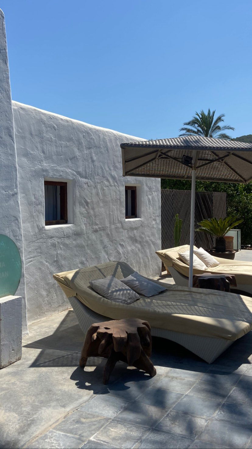 victoriaturnerr instagram image archive image