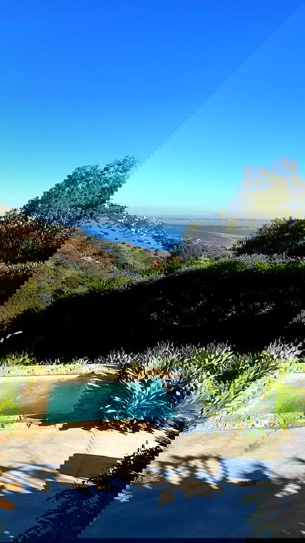 victoriaturnerr image ~ Altpins