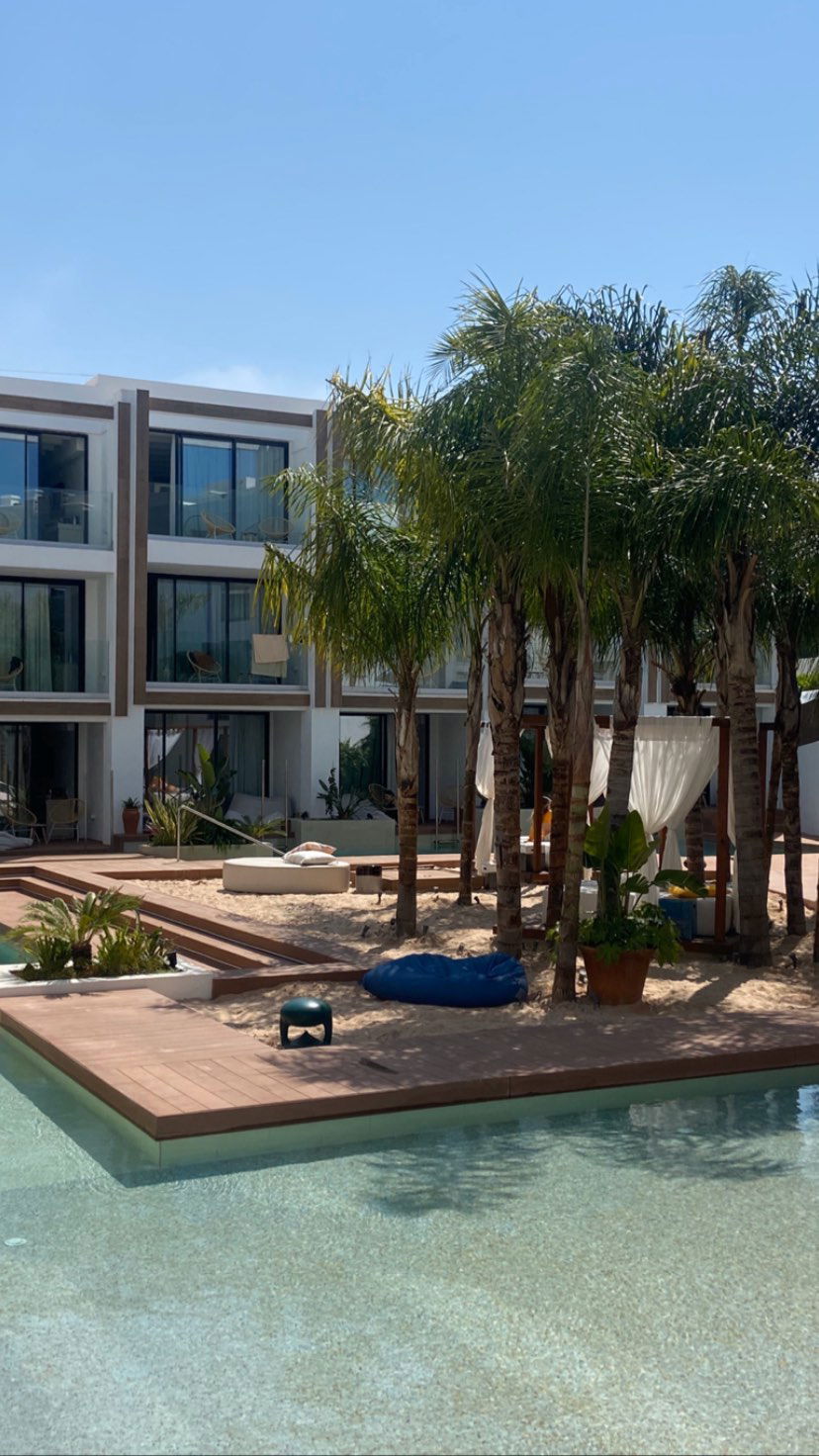 victoriaturnerr instagram image archive image