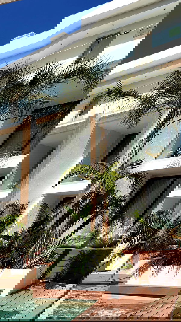 victoriaturnerr image ~ Altpins