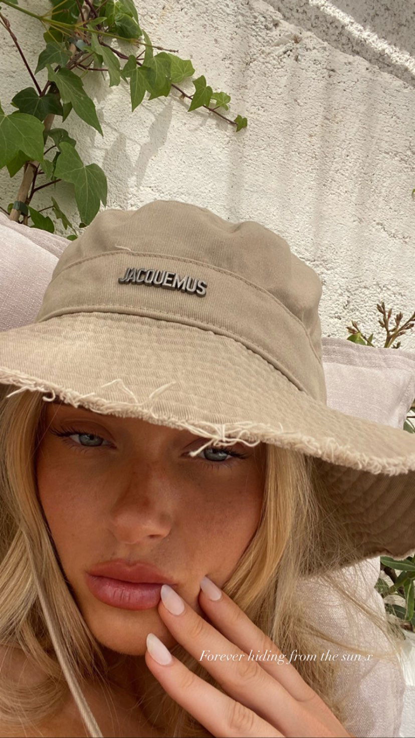 victoriaturnerr instagram image archive image