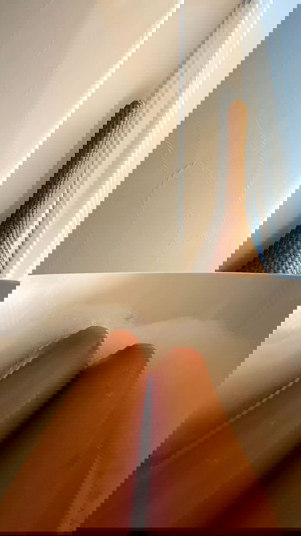 victoriaturnerr image ~ Altpins