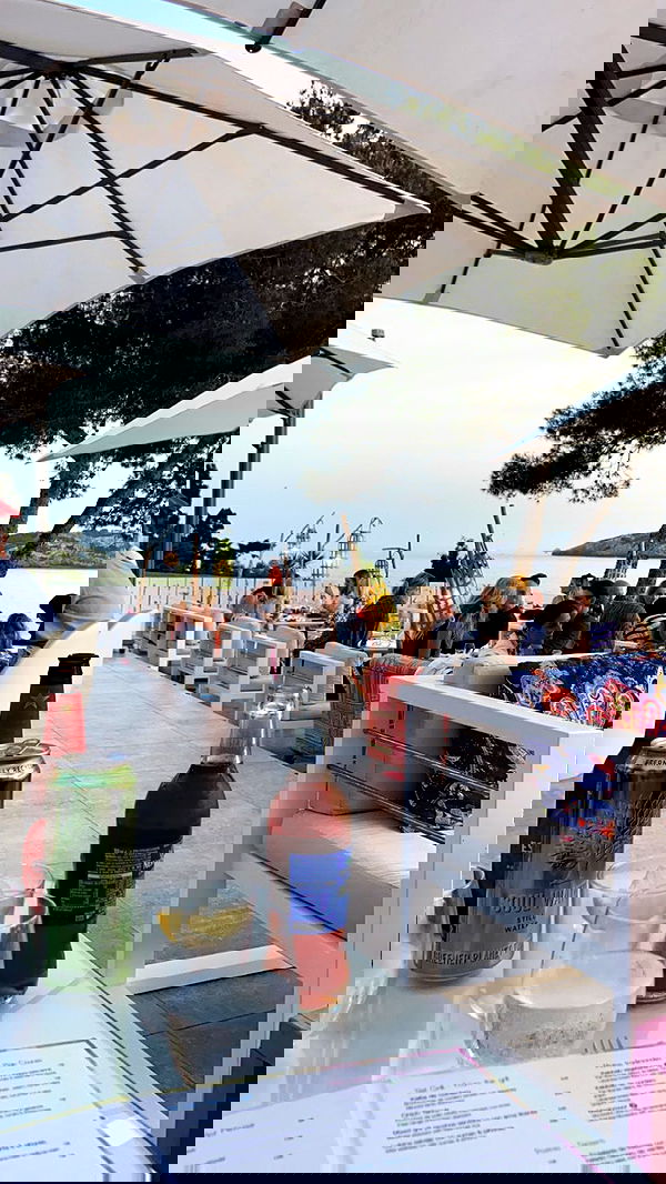 victoriaturnerr image ~ Altpins