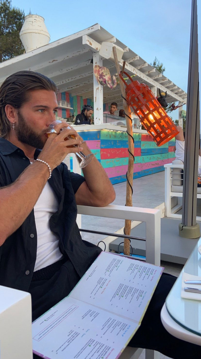 victoriaturnerr instagram image archive image