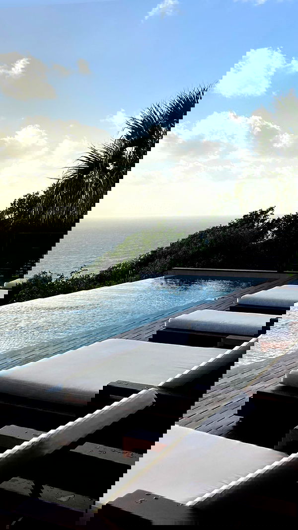 victoriaturnerr image ~ Altpins