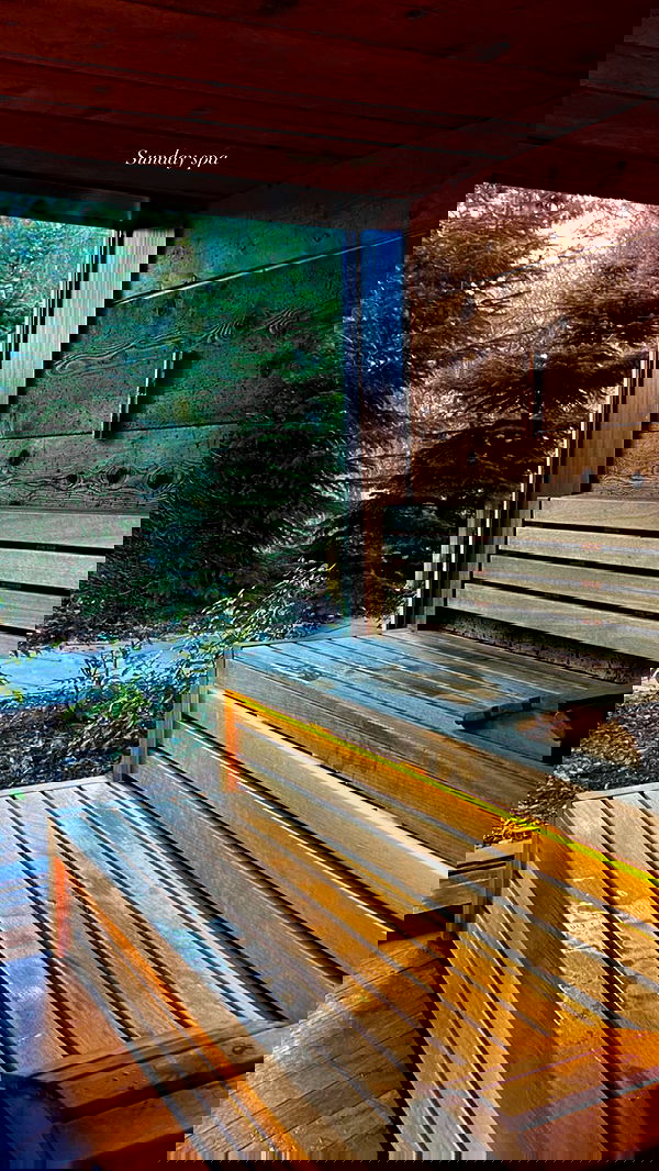 victoriaturnerr image ~ Altpins