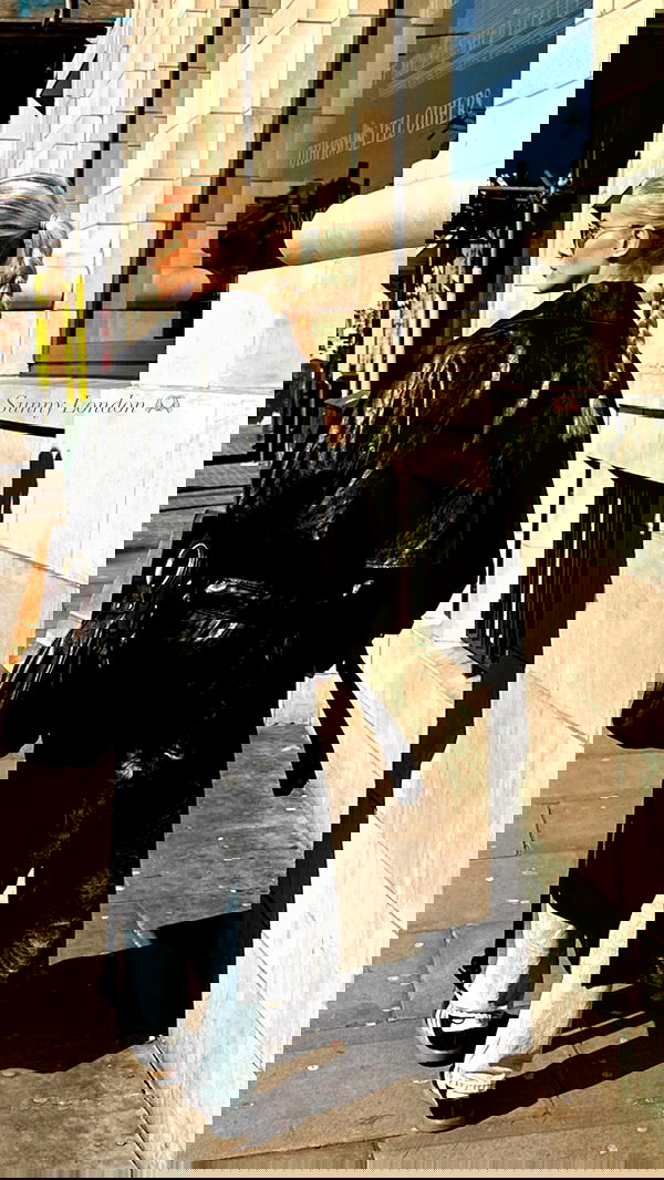 victoriaturnerr image ~ Altpins