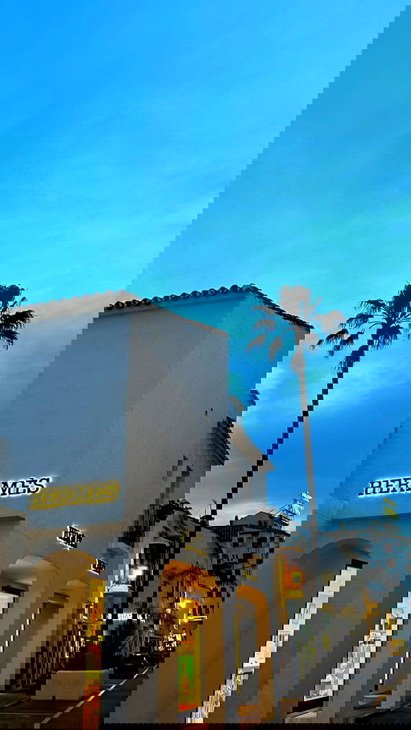 victoriaturnerr image ~ Altpins