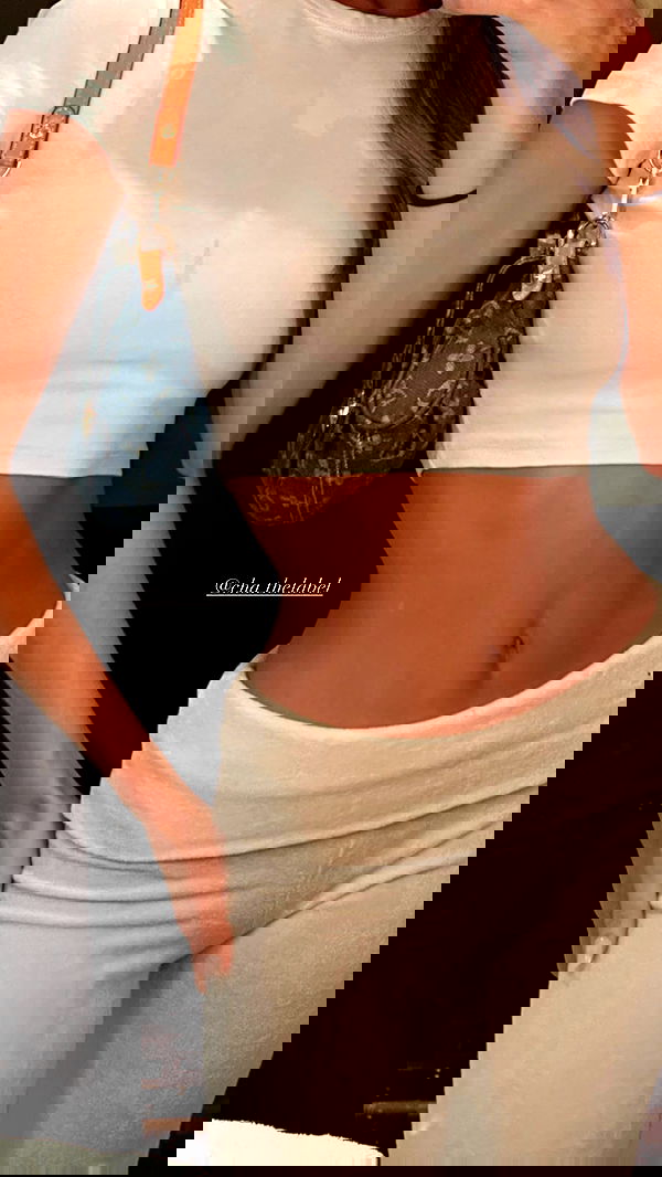 victoriaturnerr image ~ Altpins