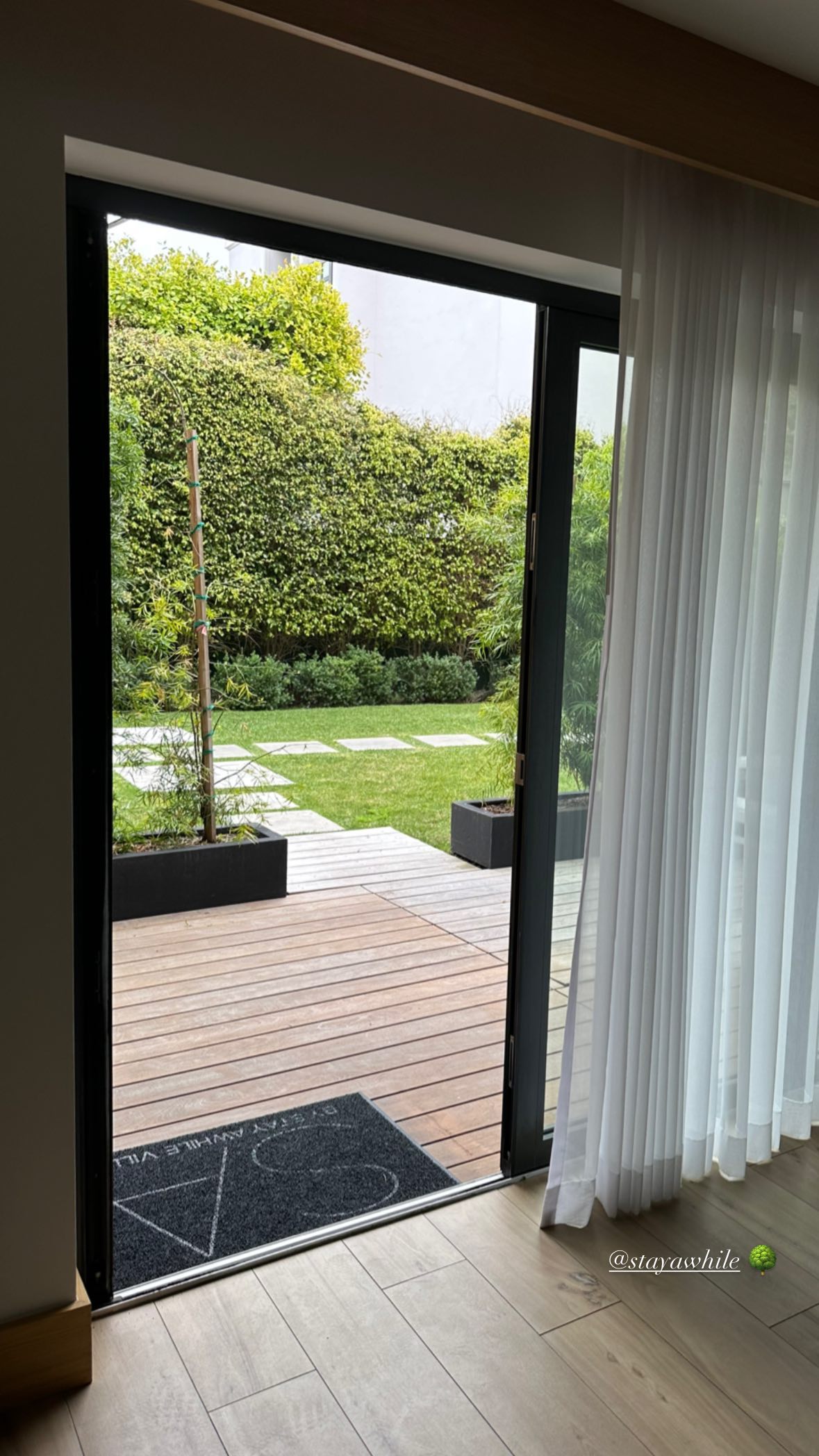 victoriaturnerr instagram image archive image