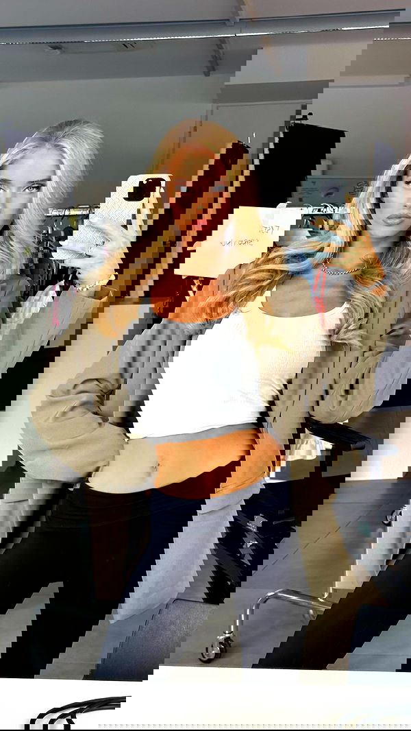 victoriaturnerr image ~ Altpins