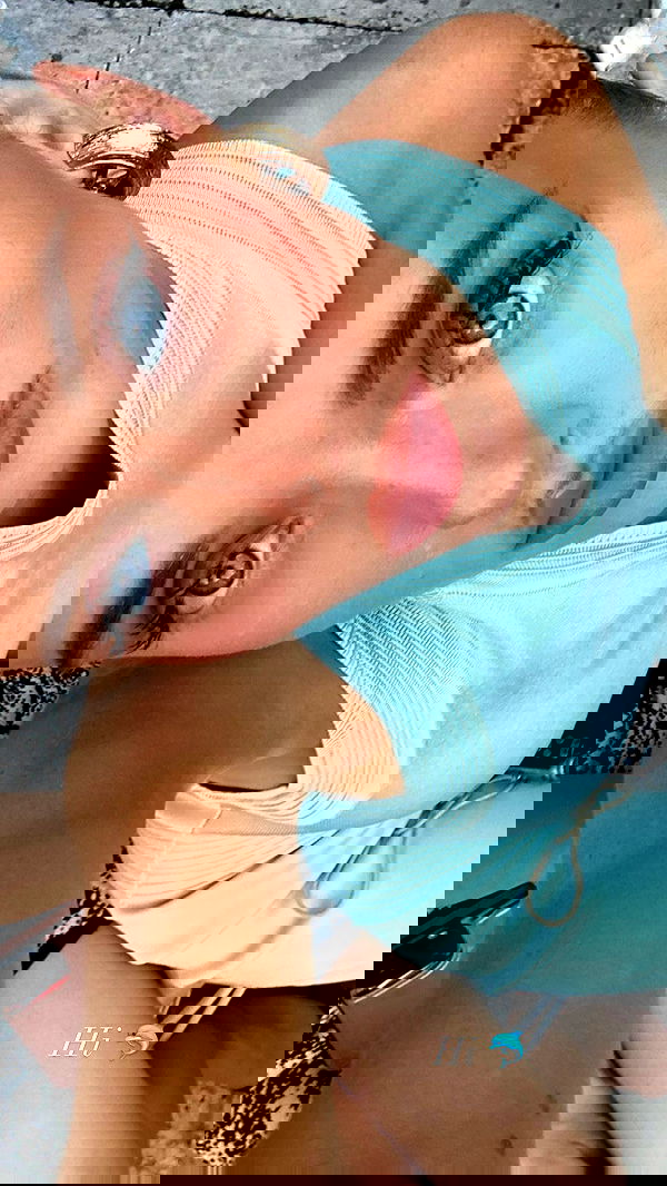 victoriaturnerr image ~ Altpins