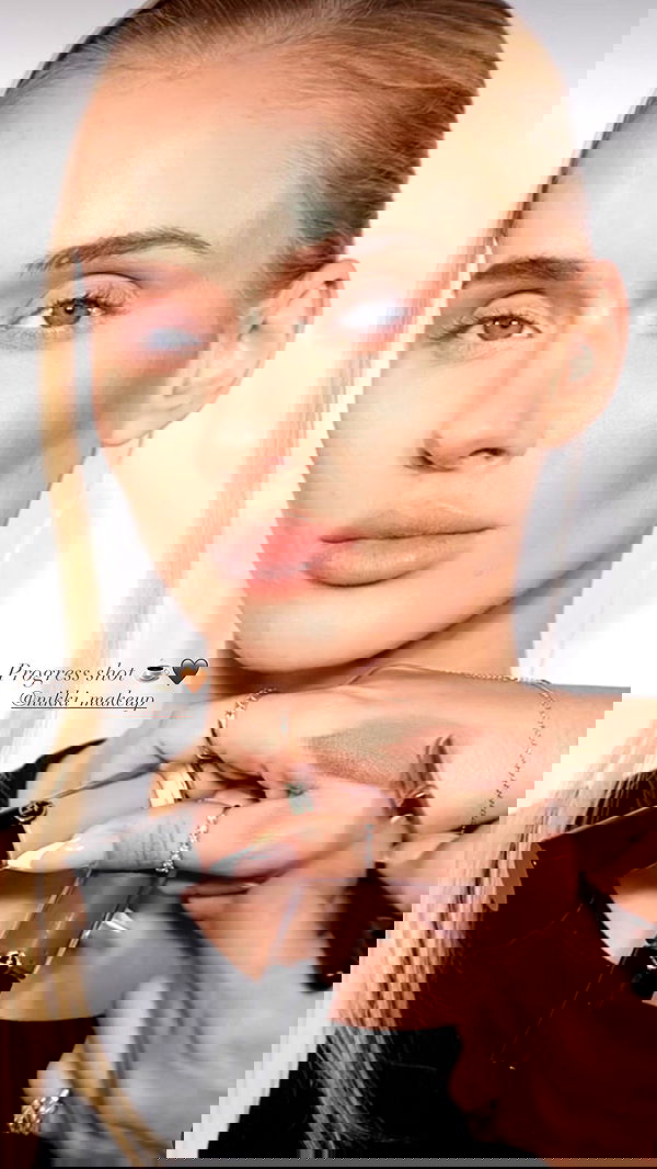 victoriaturnerr image ~ Altpins