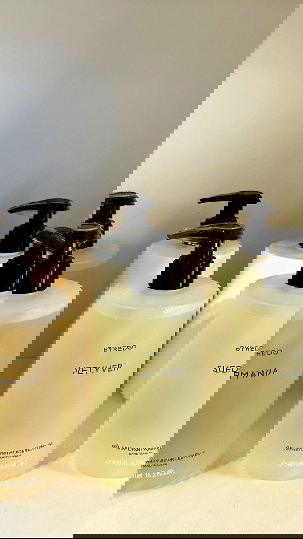 victoriaturnerr image ~ Altpins