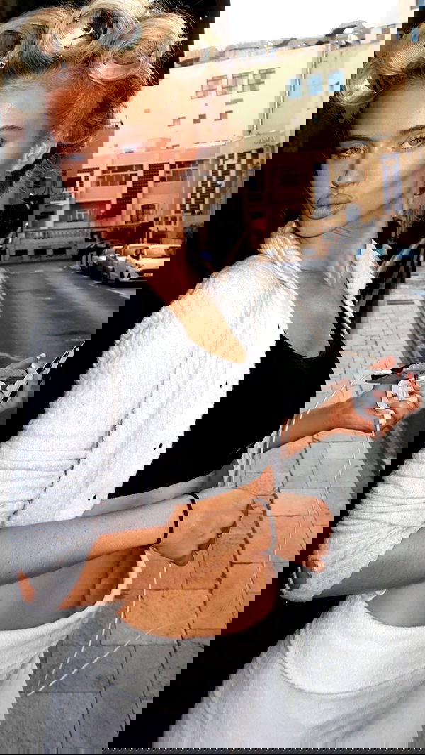 victoriaturnerr image ~ Altpins