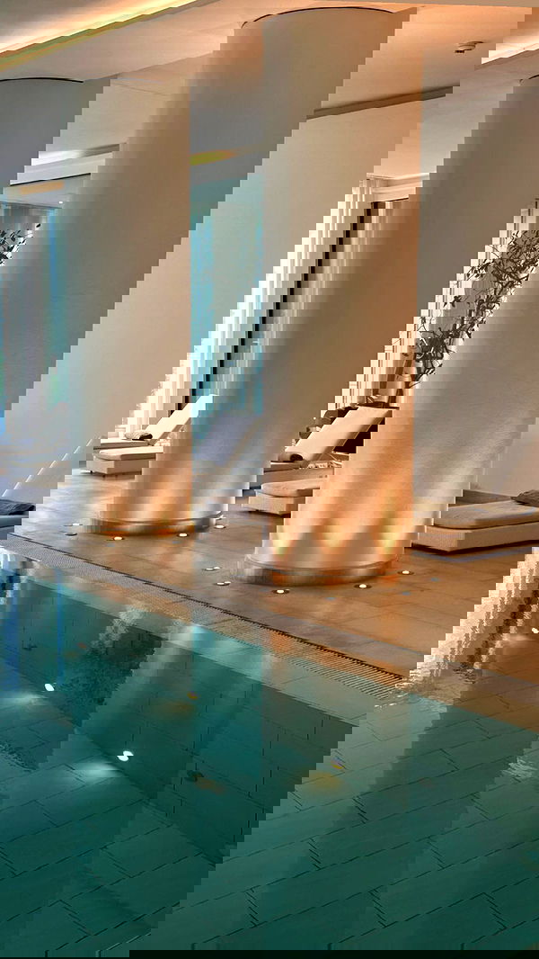 victoriaturnerr image ~ Altpins