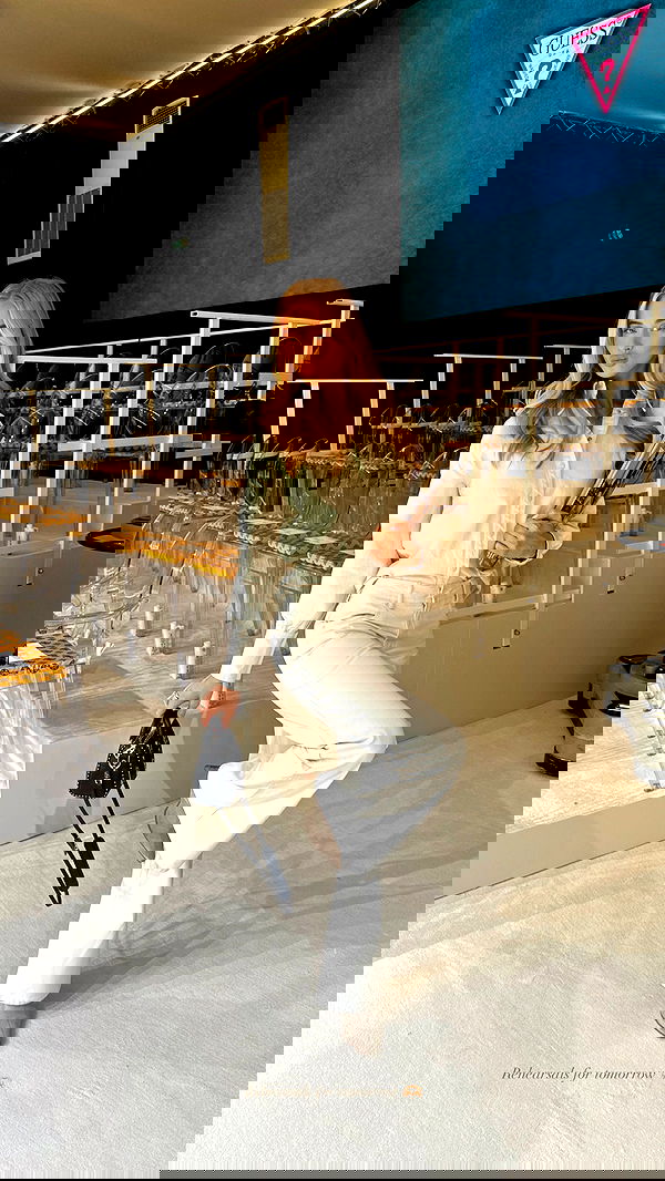 victoriaturnerr image ~ Altpins