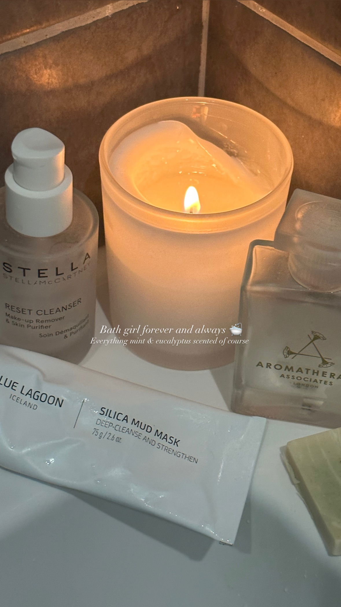 victoriaturnerr instagram image archive image