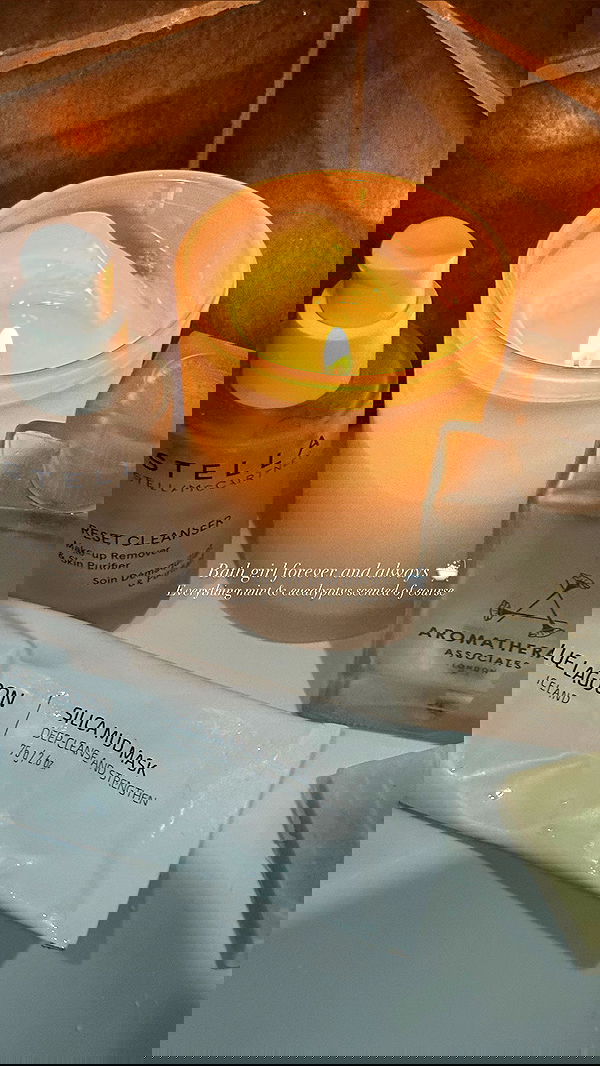 victoriaturnerr image ~ Altpins