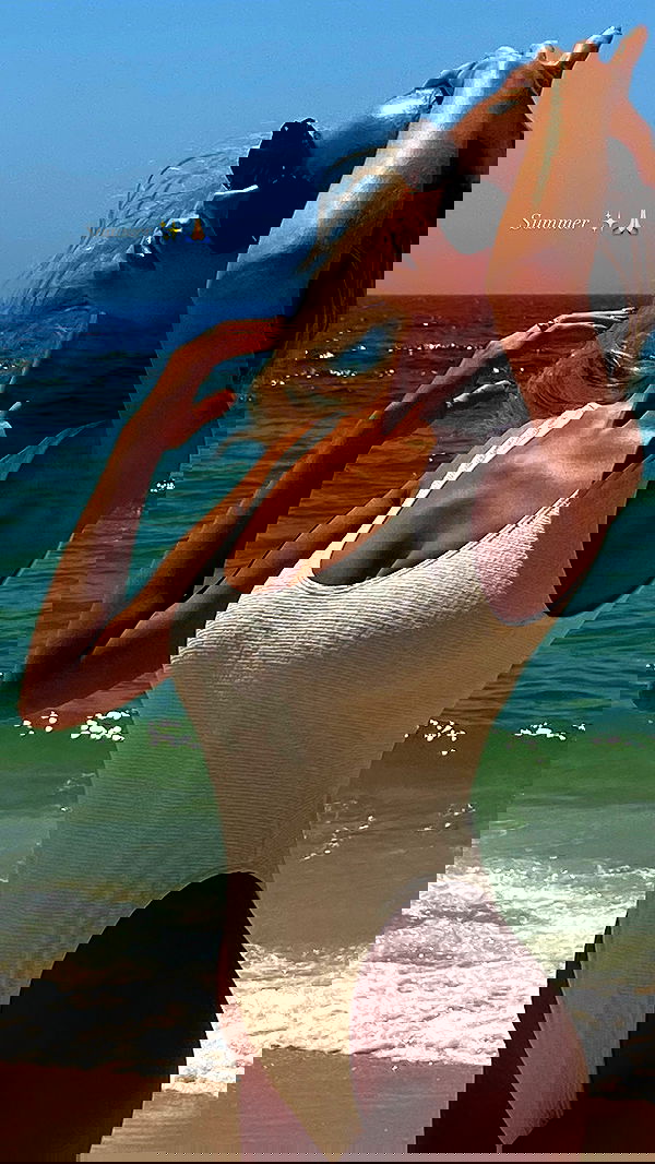 victoriaturnerr image ~ Altpins