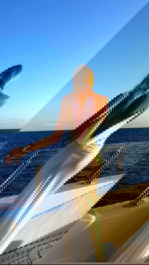 victoriaturnerr image ~ Altpins