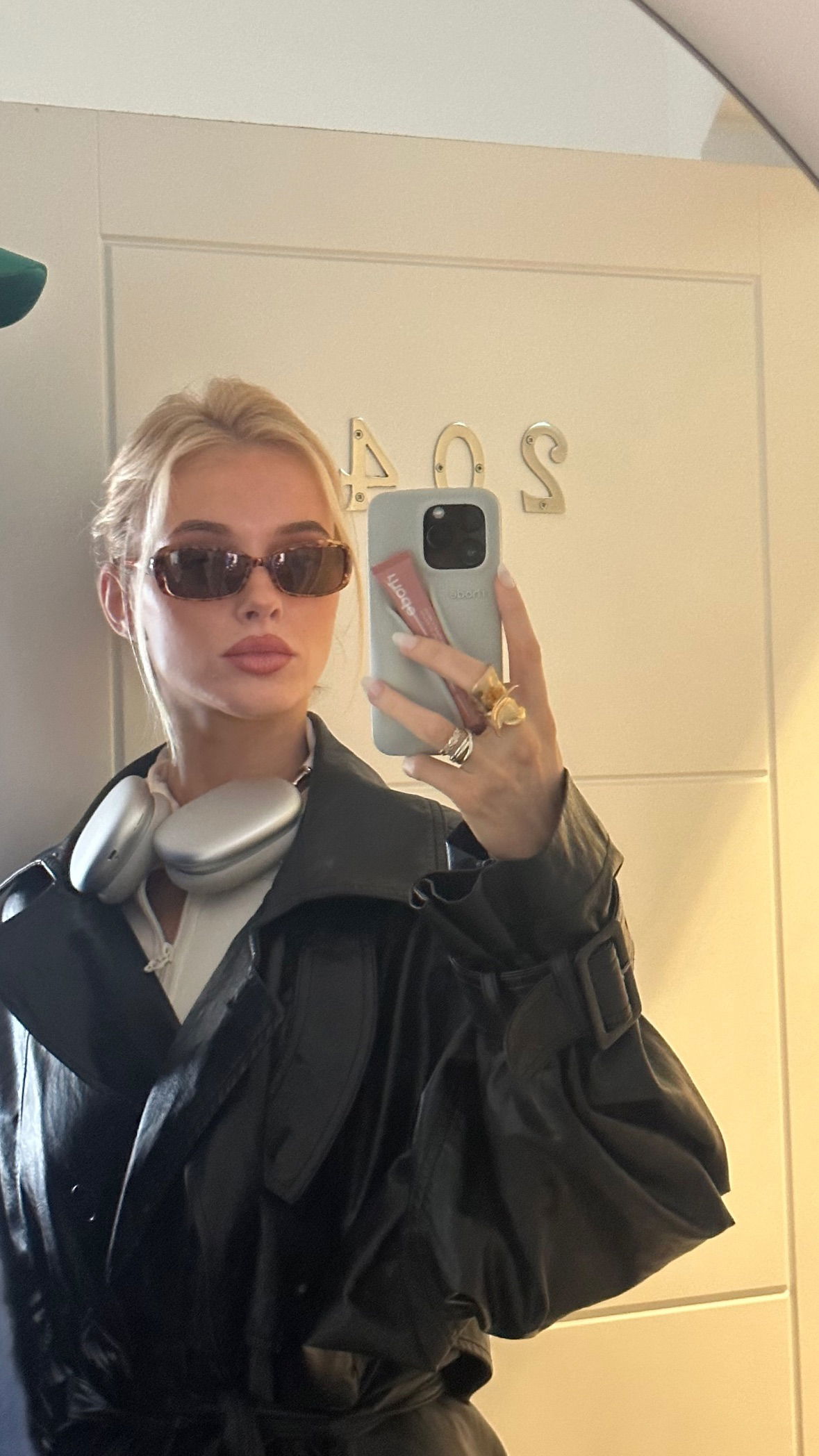 victoriaturnerr instagram image archive image