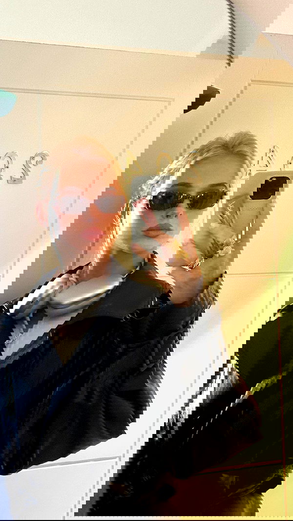 victoriaturnerr image ~ Altpins