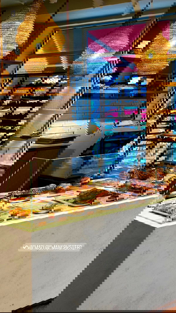 victoriaturnerr image ~ Altpins