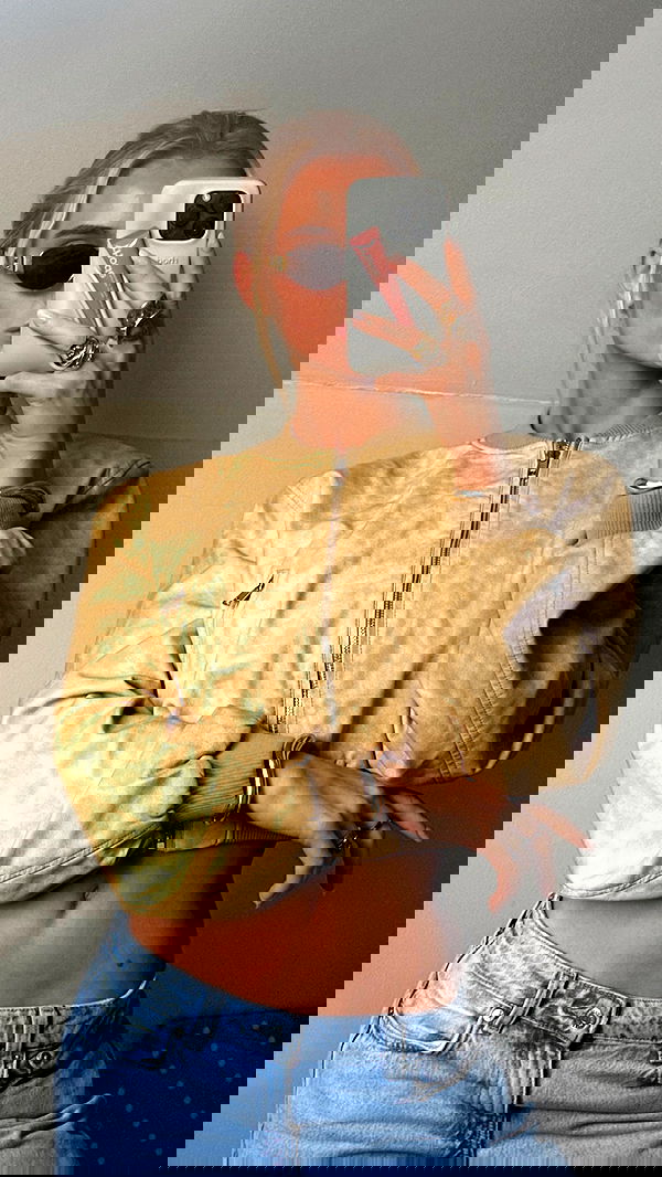 victoriaturnerr image ~ Altpins