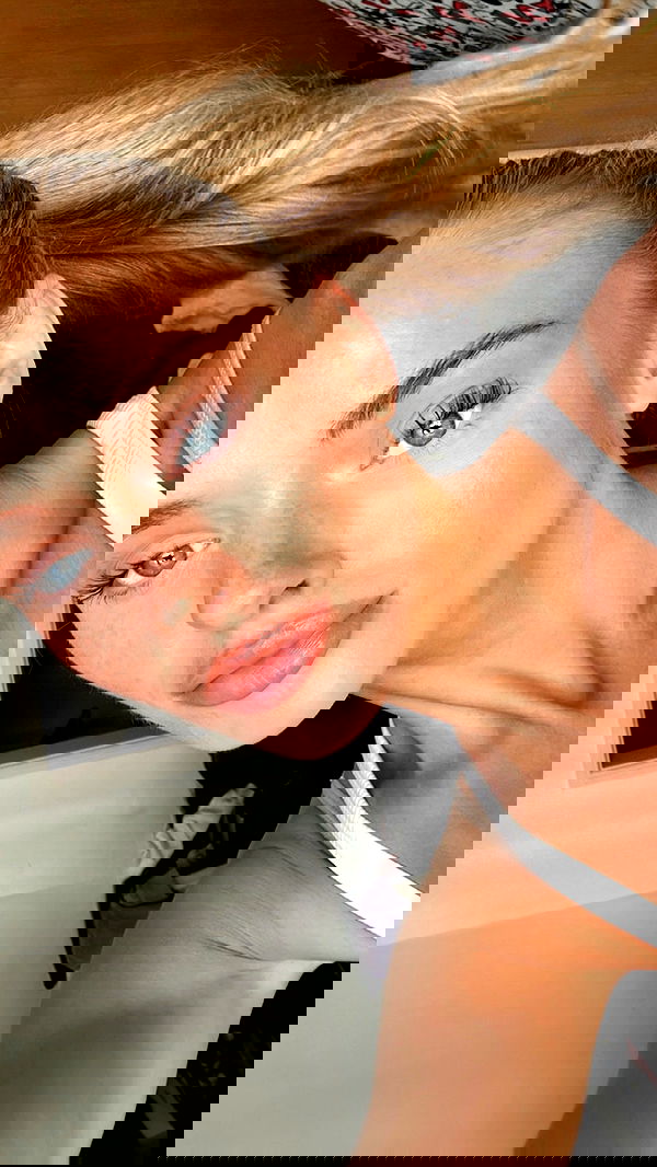 victoriaturnerr image ~ Altpins