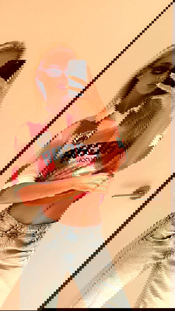 victoriaturnerr image ~ Altpins