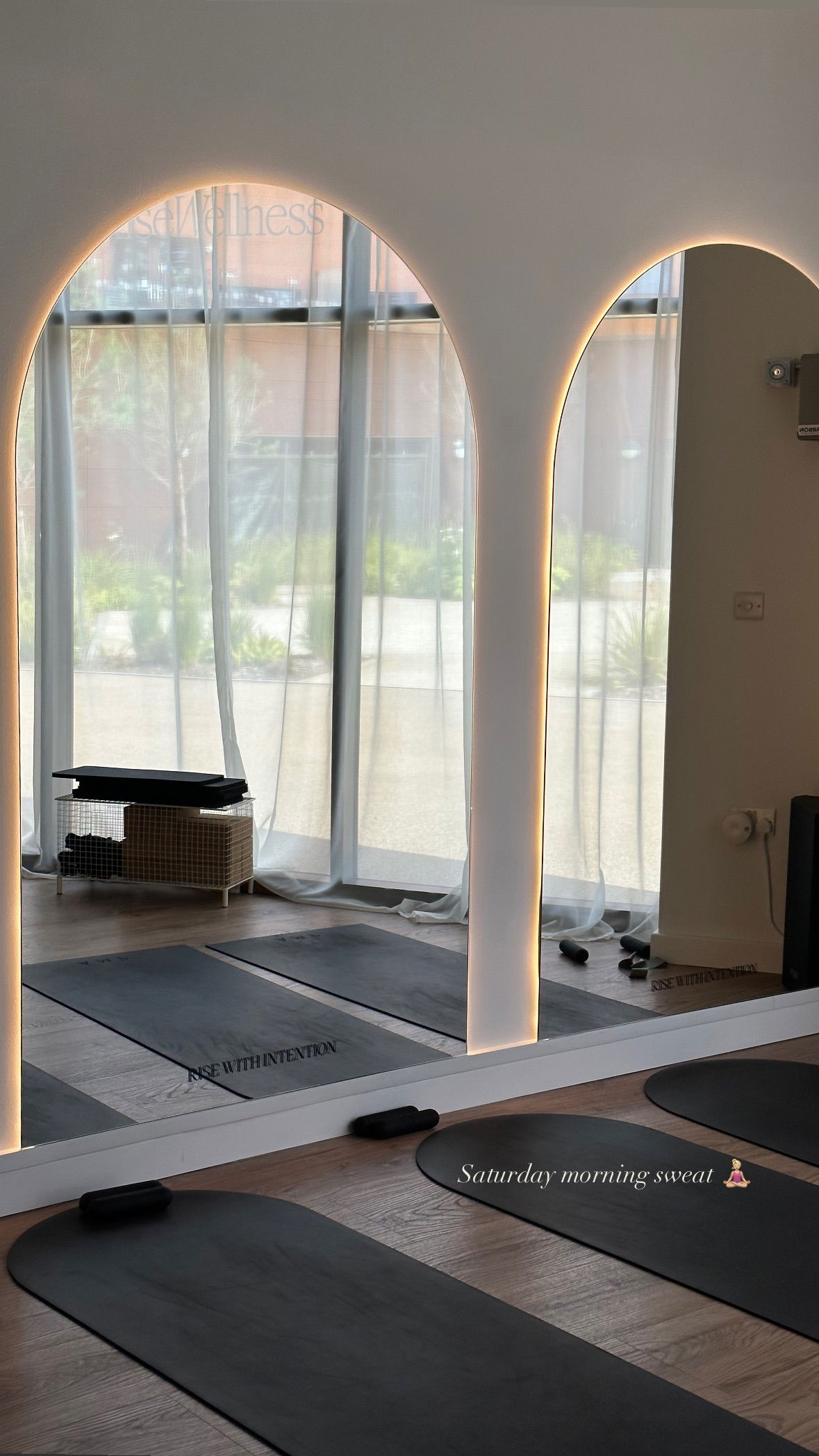 victoriaturnerr instagram image archive image