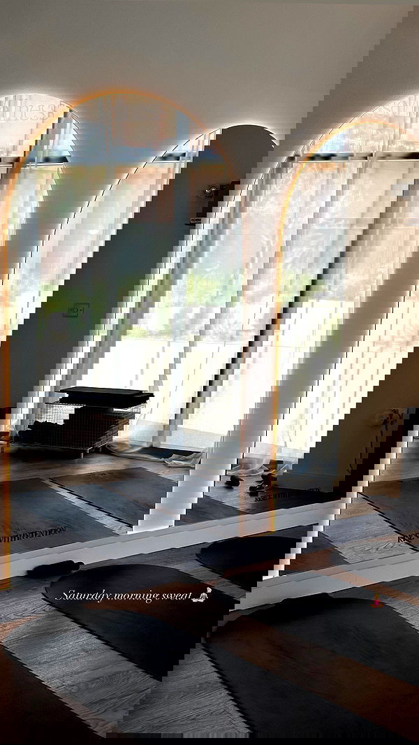 victoriaturnerr image ~ Altpins