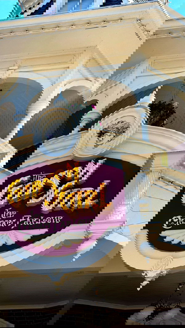 victoriaturnerr image ~ Altpins