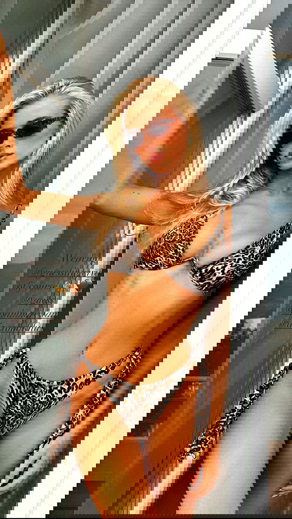 victoriaturnerr image ~ Altpins