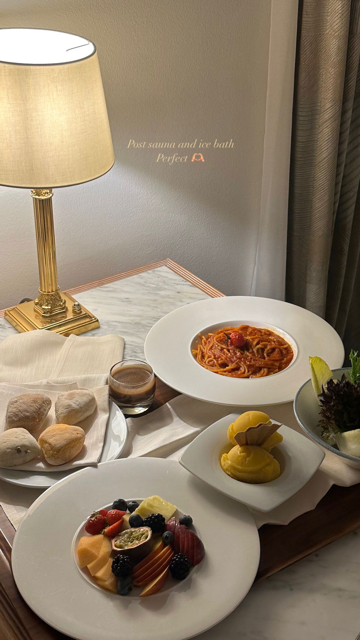 victoriaturnerr instagram image archive image