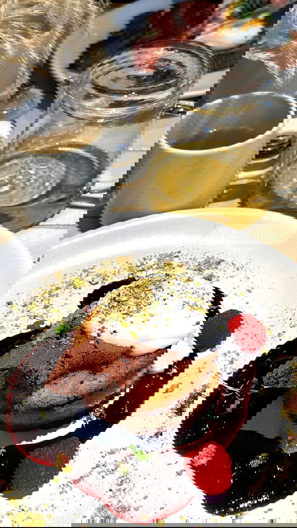 victoriaturnerr image ~ Altpins