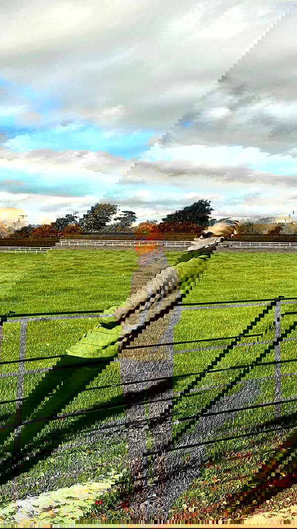 victoriaturnerr image ~ Altpins