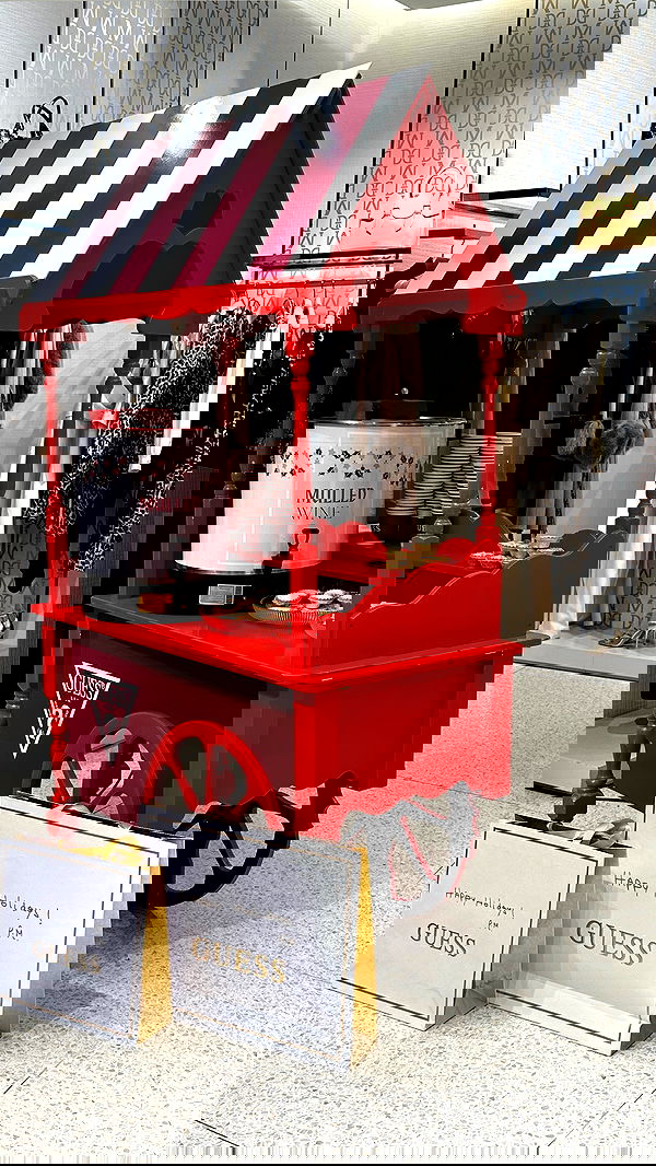 victoriaturnerr image ~ Altpins