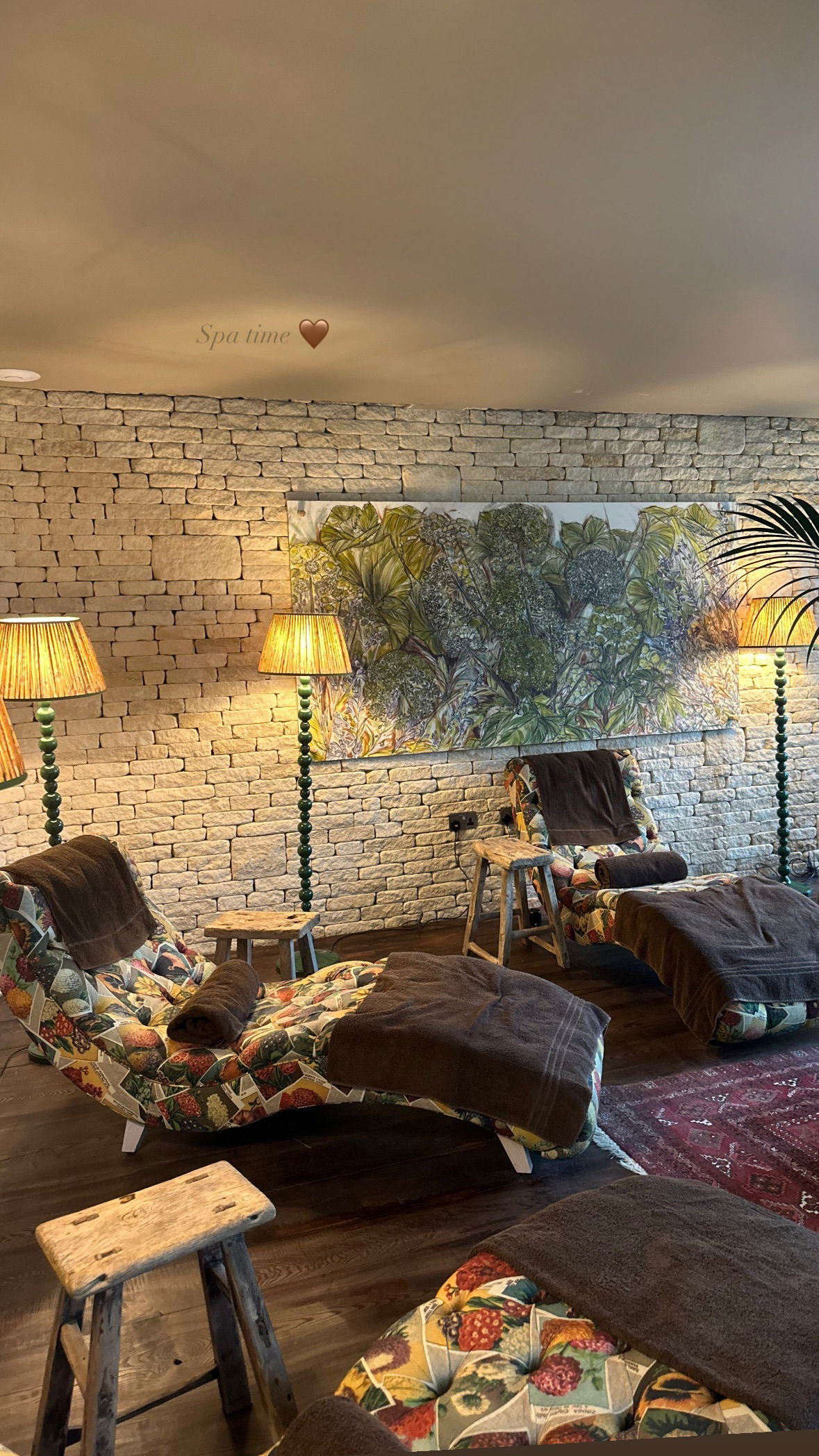 victoriaturnerr instagram image archive image