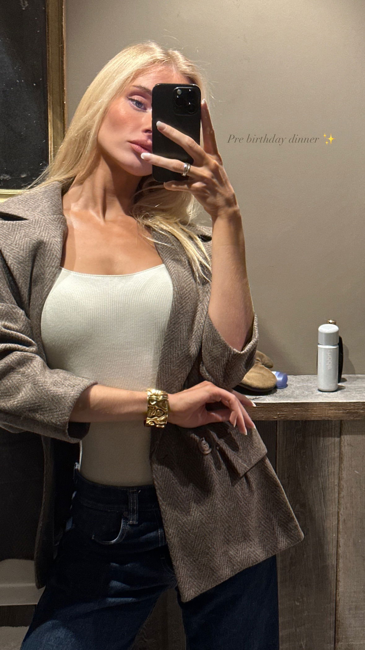 victoriaturnerr instagram image archive image