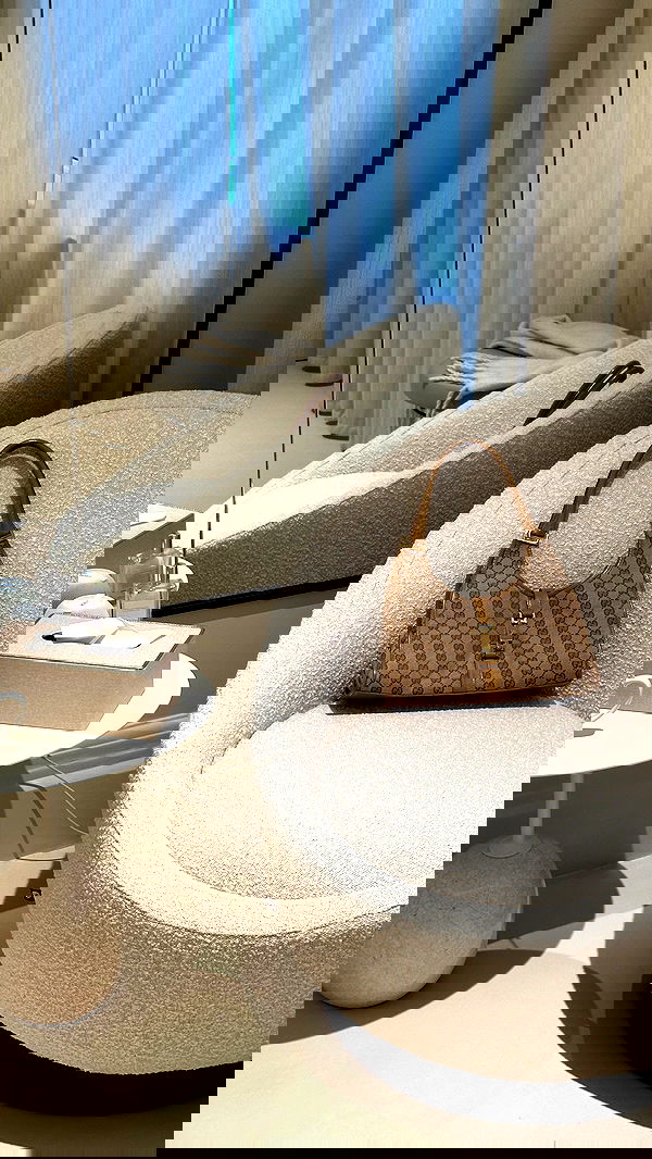 victoriaturnerr image ~ Altpins