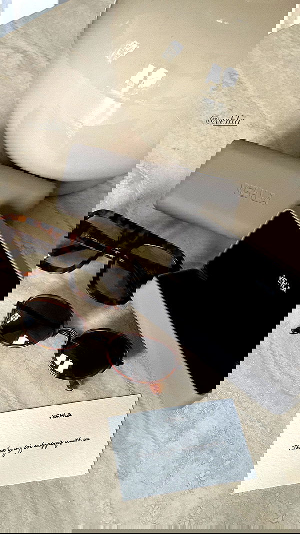 victoriaturnerr image ~ Altpins