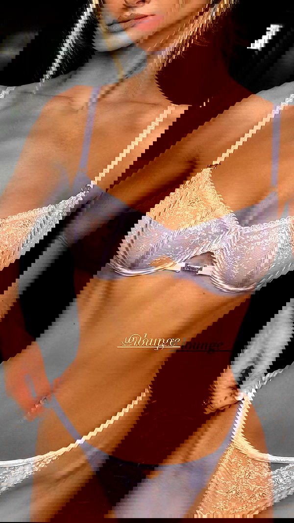 victoriaturnerr image ~ Altpins