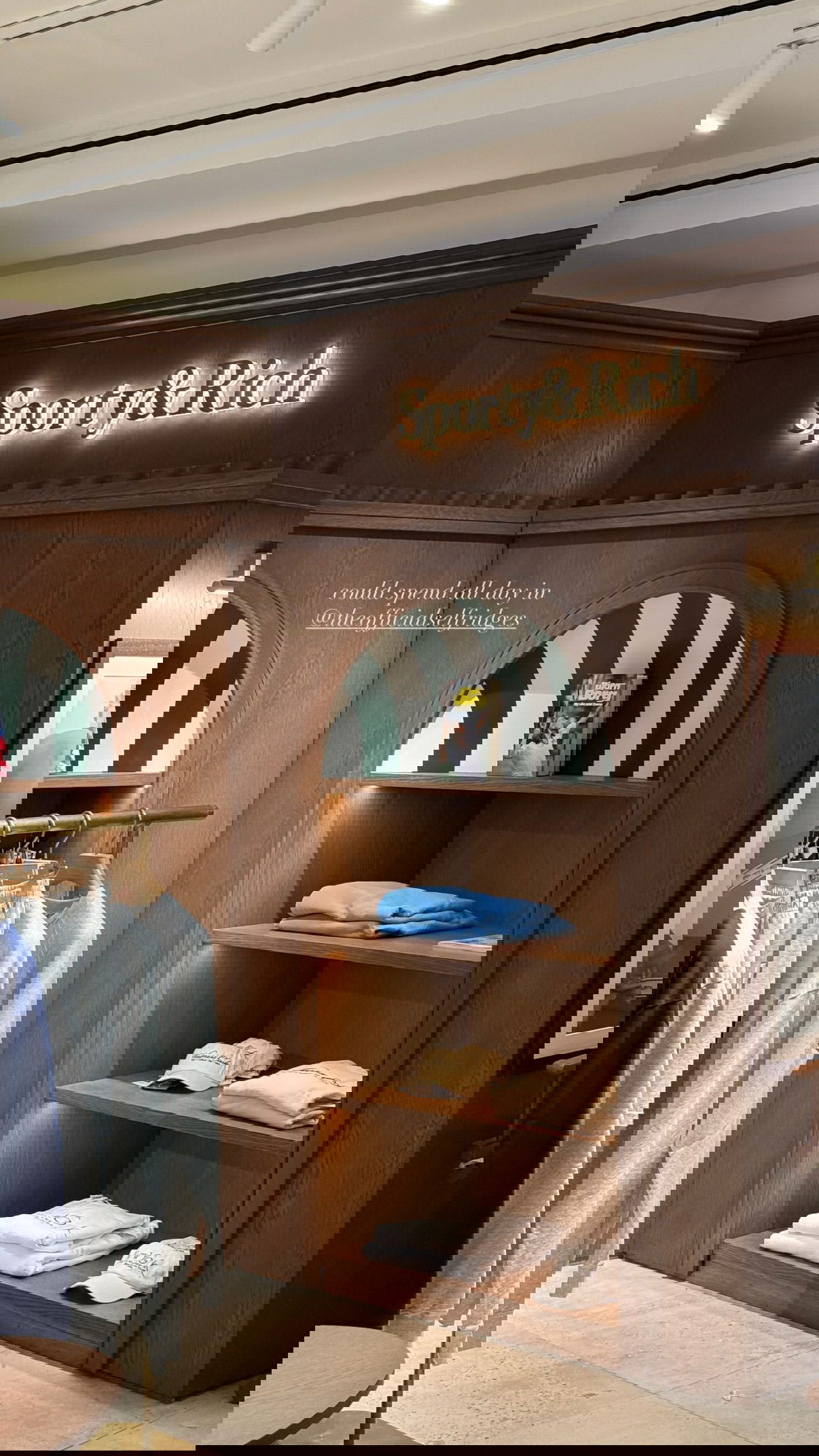 victoriaturnerr instagram image archive image