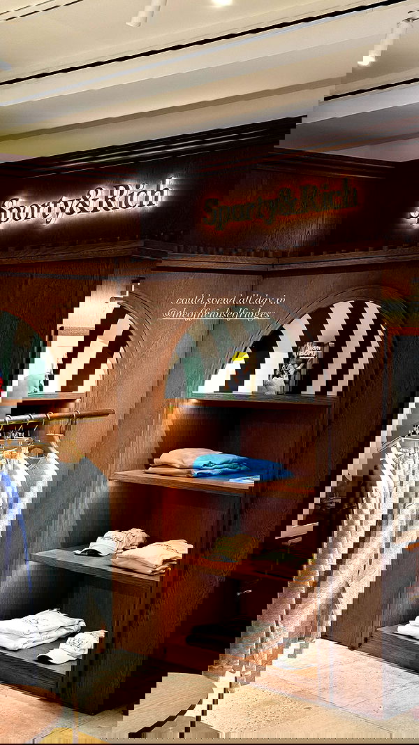 victoriaturnerr image ~ Altpins